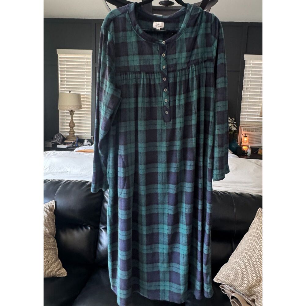 Aria Collection 3X Plush Fleece Nightgown Green Black Plaid Long Sleeve Henley